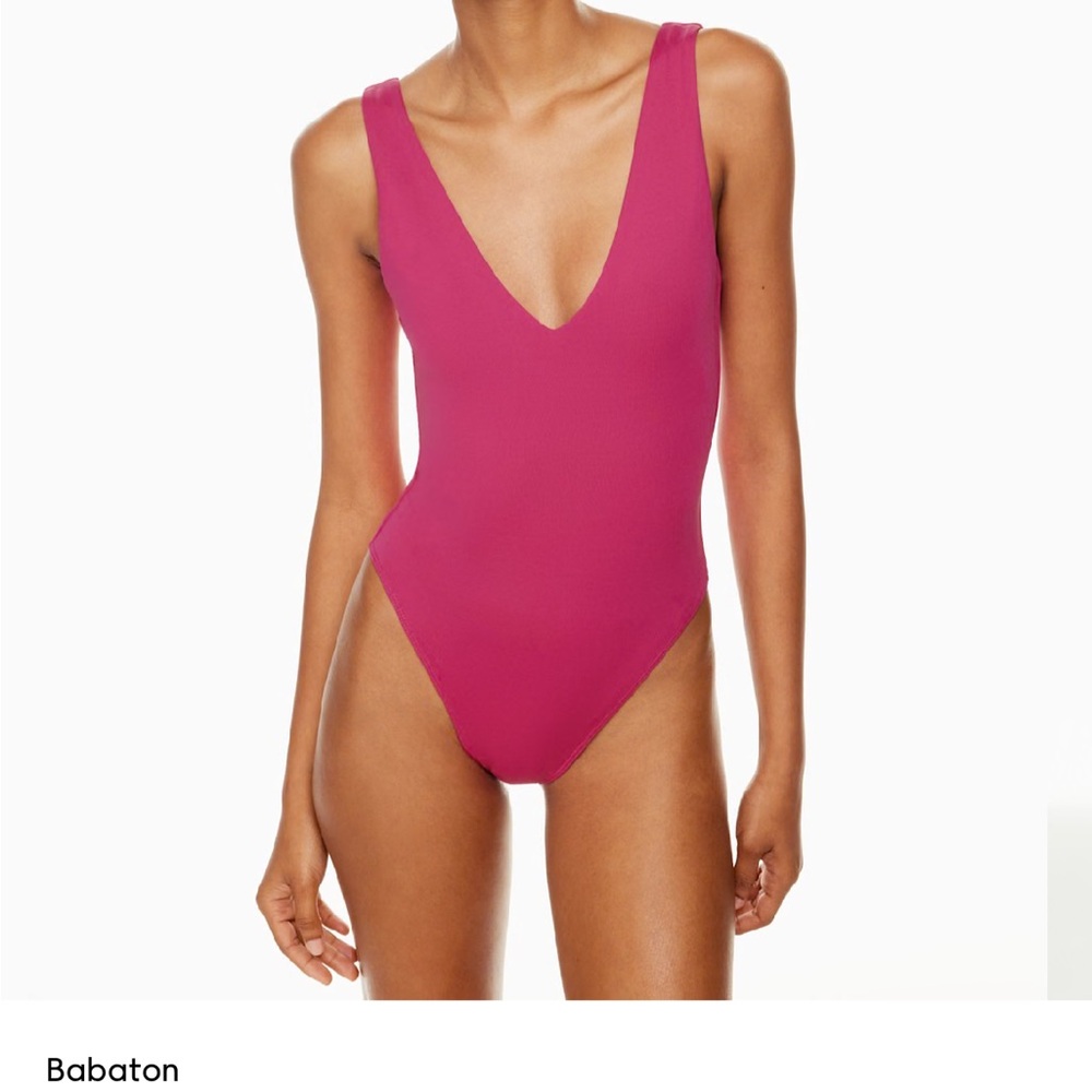 Contour V-neck Bodysuit Babaton